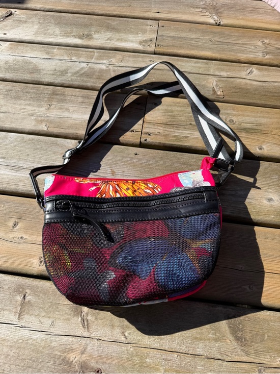 Spitrit by KG&B Handbags - Spirit by KG&B Butterfly Floral Crossbody Bag